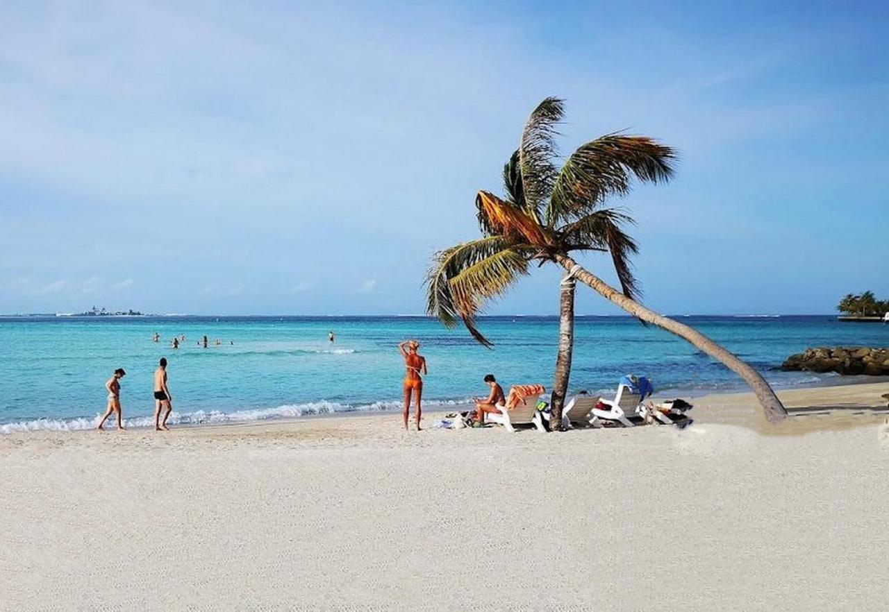 Adroit Beach Inn グライドゥ エクステリア 写真