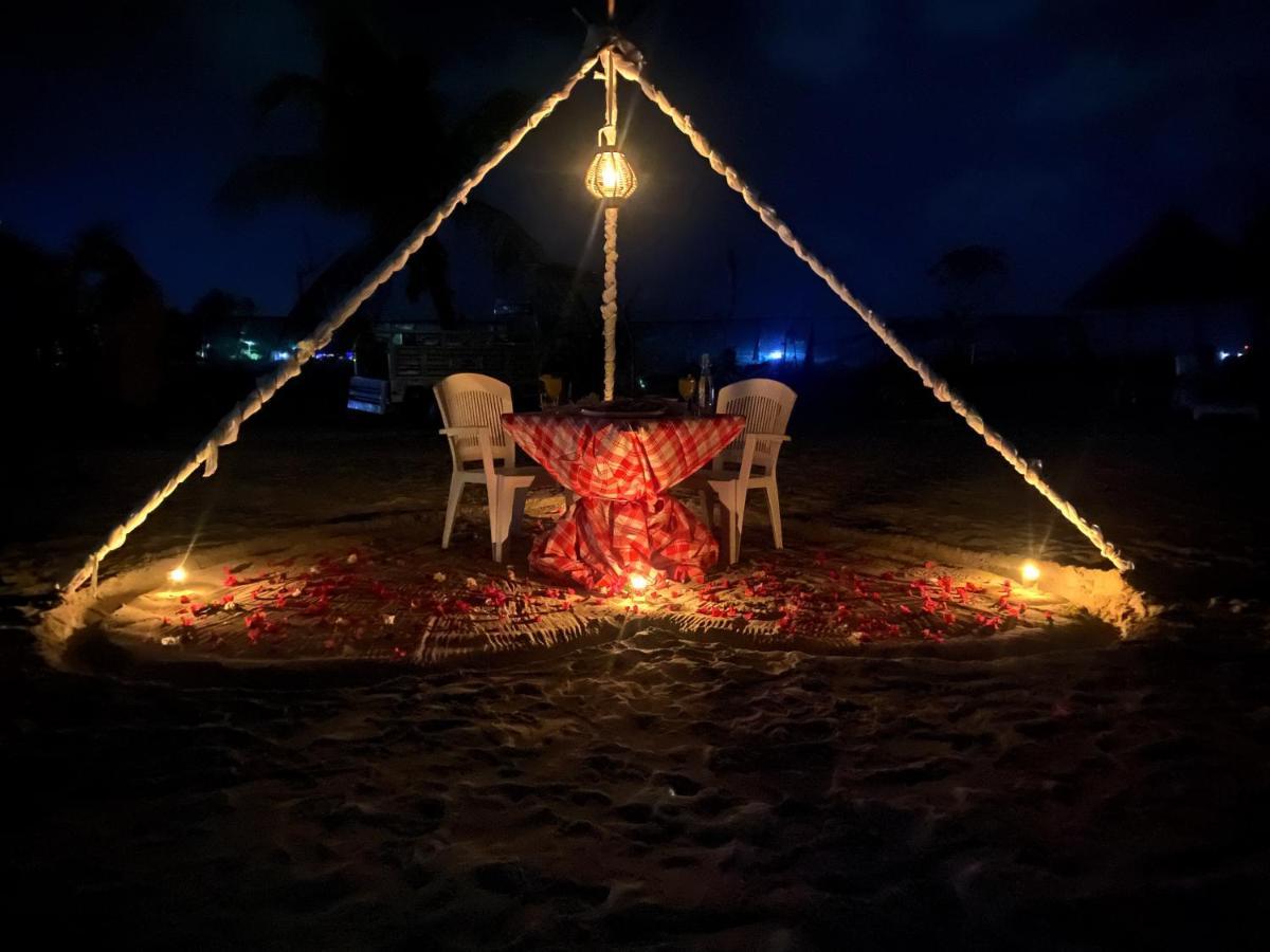 Adroit Beach Inn グライドゥ エクステリア 写真